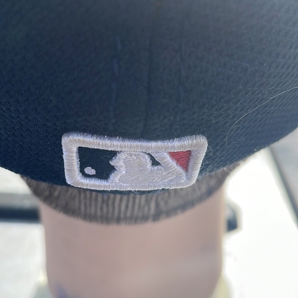 New York Yankees Official Batting Practice Cap - Picture 4 of 6